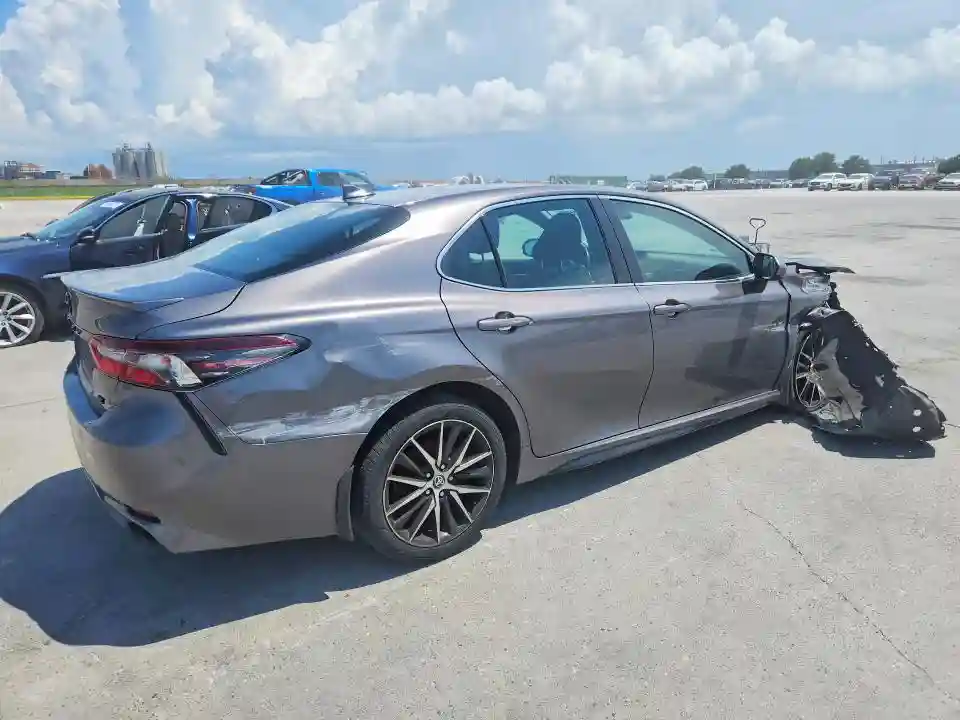 4T1G11AK6MU553537 2021 TOYOTA CAMRY-2