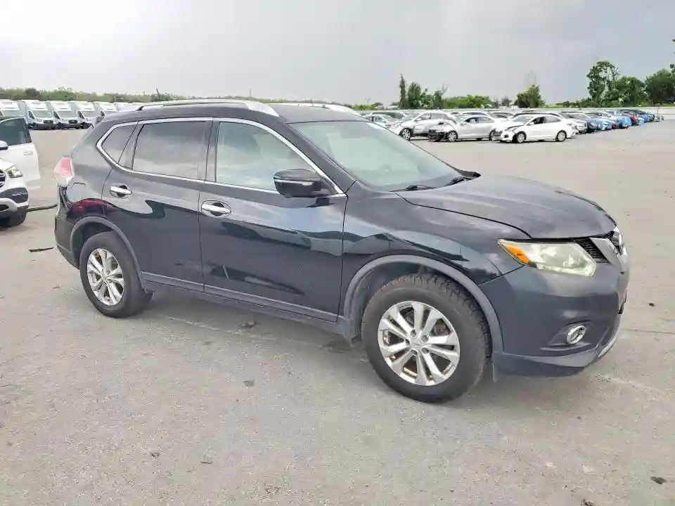 KNMAT2MV8FP564430 2015 NISSAN ROGUE-3