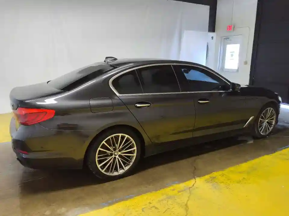 WBAJE7C33HG886822 2017 BMW 5 SERIES-2