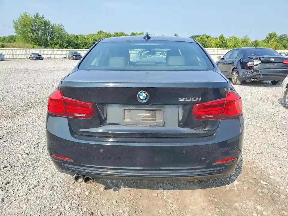 WBA8B9G57JNU97133 2018 BMW 3 SERIES-5