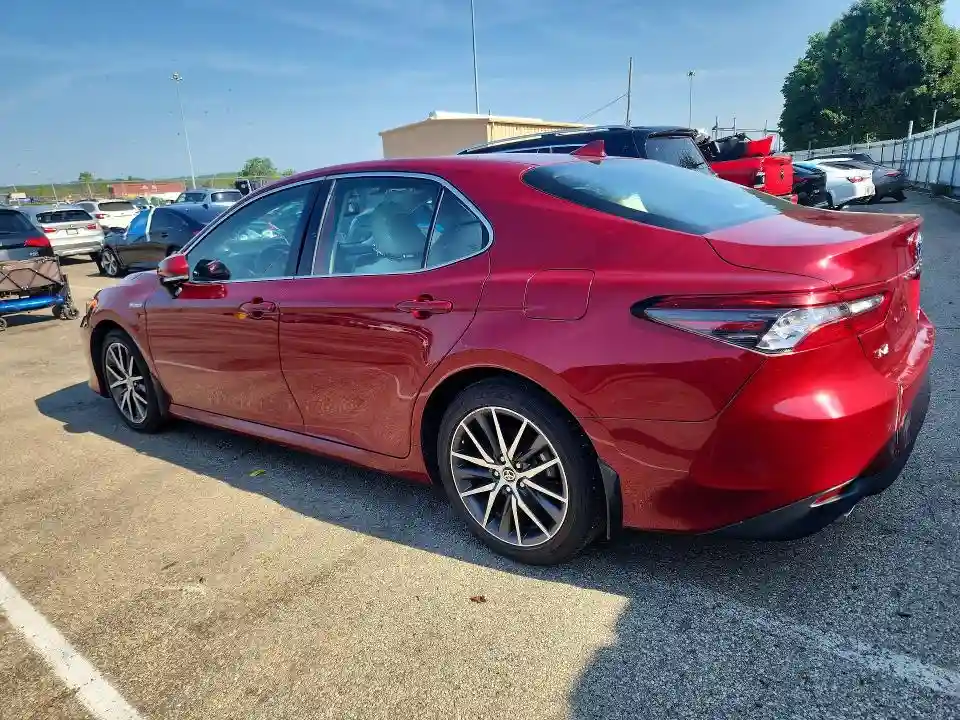 4T1F31AK7MU547266 2021 TOYOTA CAMRY-1