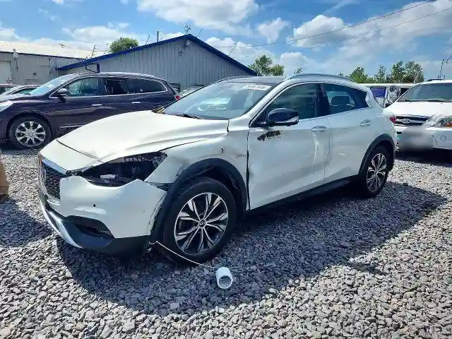 SJKCH5CR3JA052468 2018 INFINITI QX30-0