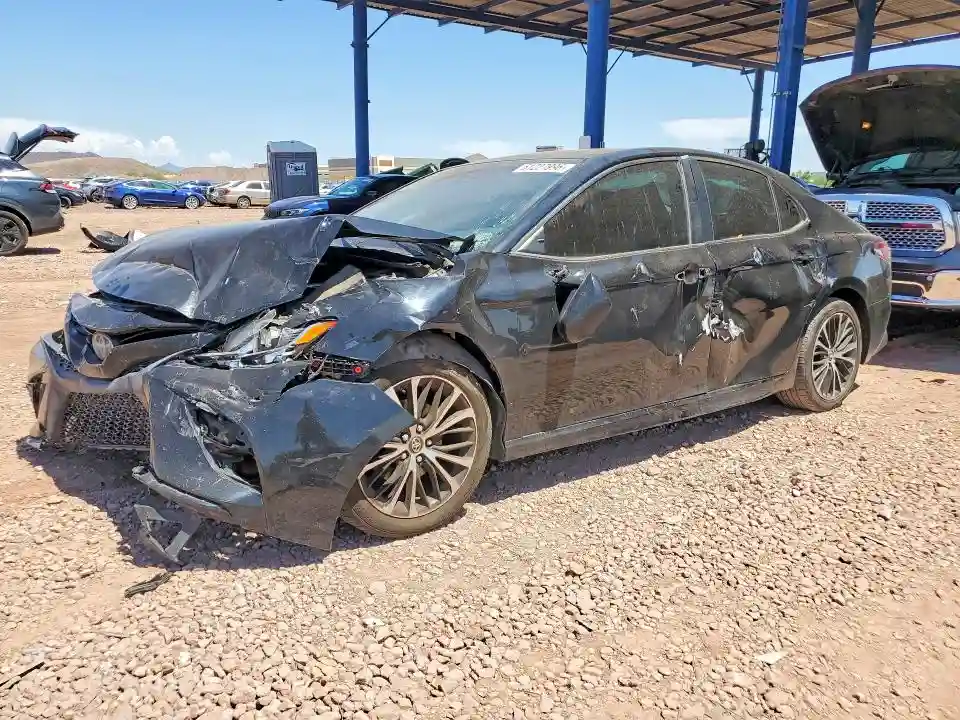 4T1B11HK0JU064210 2018 TOYOTA CAMRY-0
