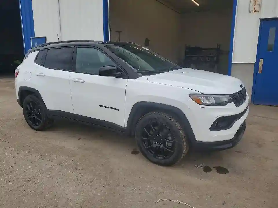 3C4NJDFN5RT578138 2024 JEEP COMPASS-3