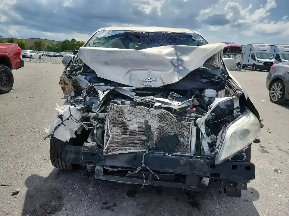 5TDYK3DC9FS662099 2015 TOYOTA SIENNA-4