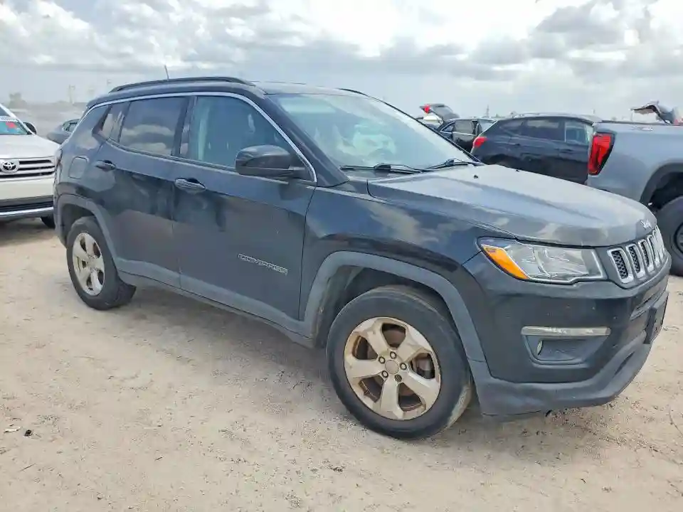3C4NJDBB7MT543511 2021 JEEP COMPASS-3