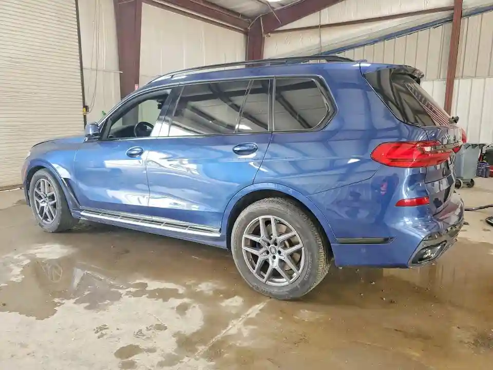 5UXCW2C0XM9G83671 2021 BMW X7-1