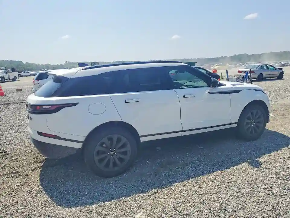 SALYL2RX6JA757057 2018 LAND ROVER RANGEROVER-2