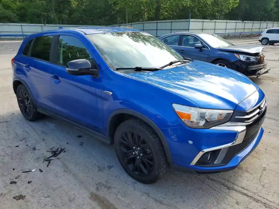 JA4AR3AU2JZ028970 2018 MITSUBISHI OUTLANDER-3