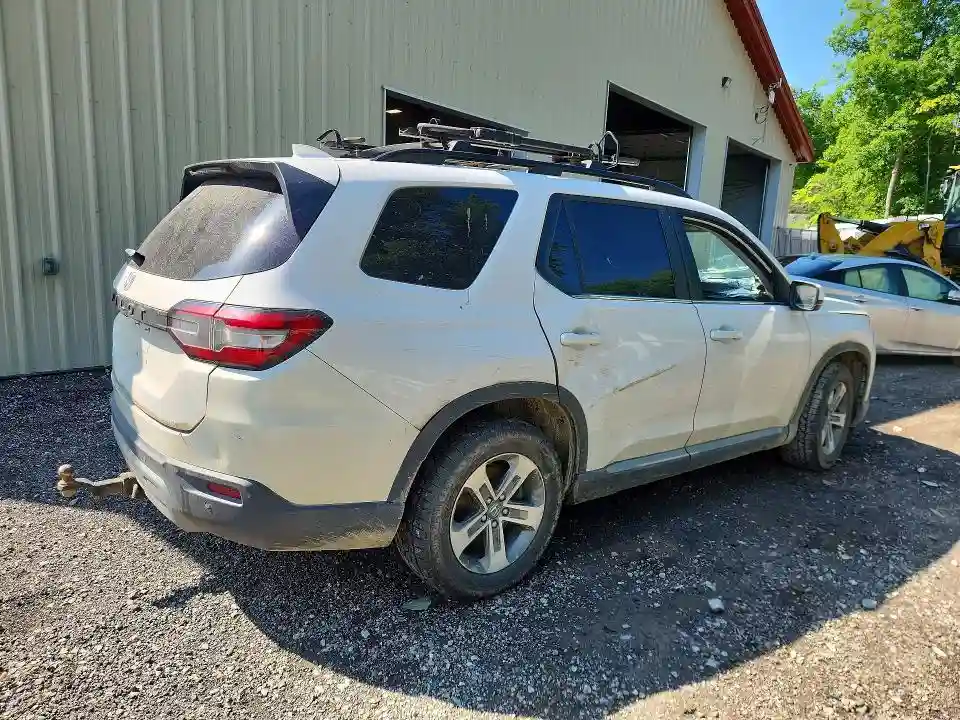 5FNYG1H4XPB031652 2023 HONDA PILOT-2