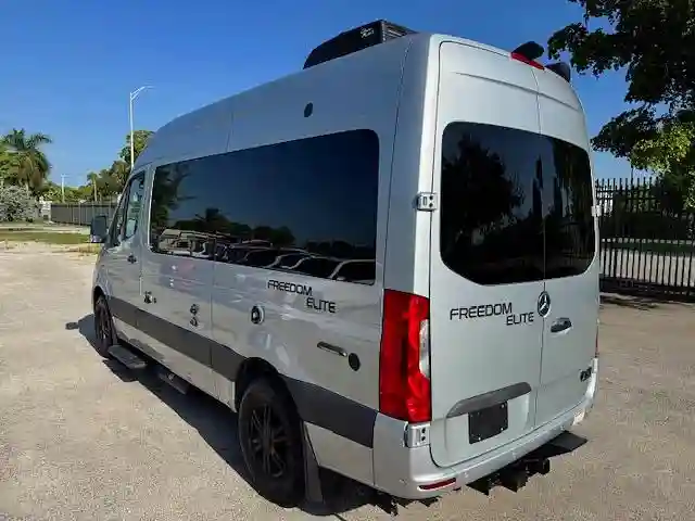 W1X4EBHY0NP484324 2022 MERCEDES-BENZ SPRINTER-1