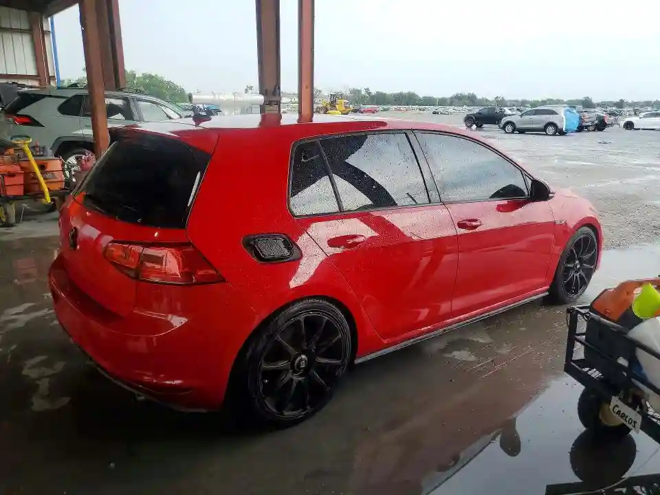 3VW4T7AU1FM014110 2015 VOLKSWAGEN GTI-2