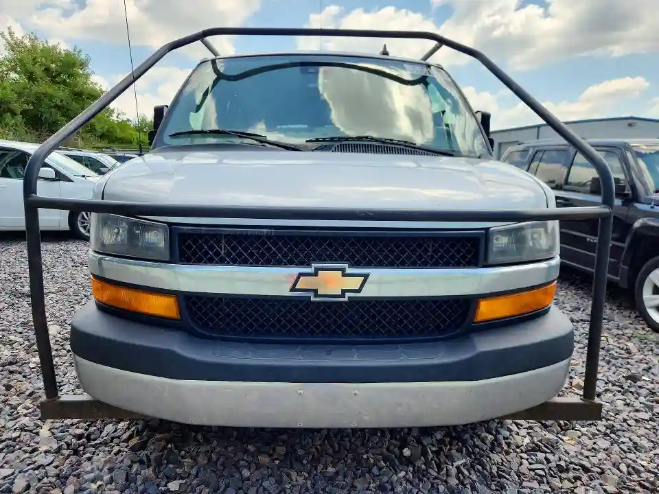 1GAWGFFP9N1185706 2022 CHEVROLET EXPRESS-4