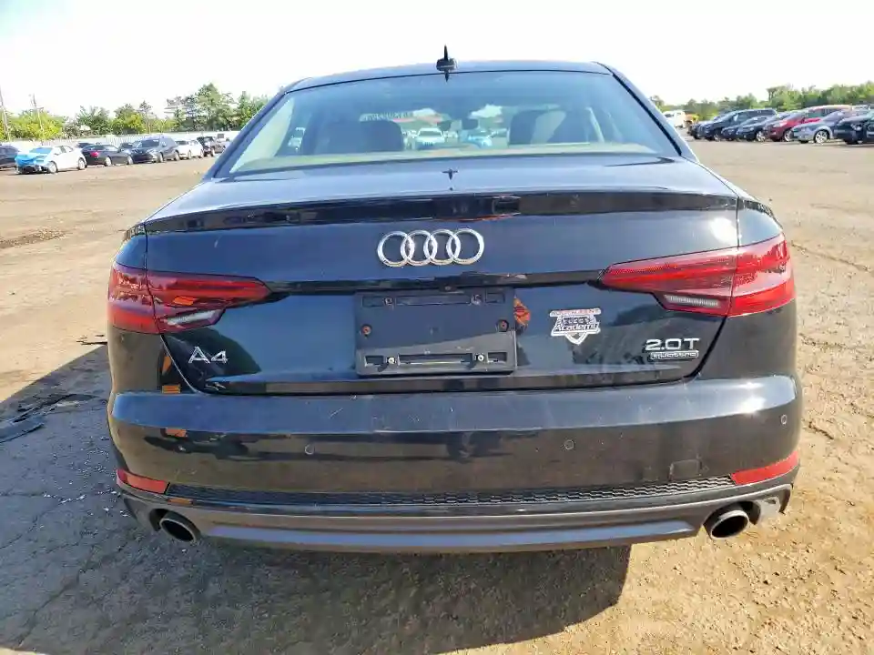 WAUENAF44JA133182 2018 AUDI A4-5