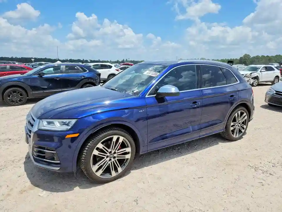 WA1C4AFY4J2088801 2018 AUDI SQ5-0