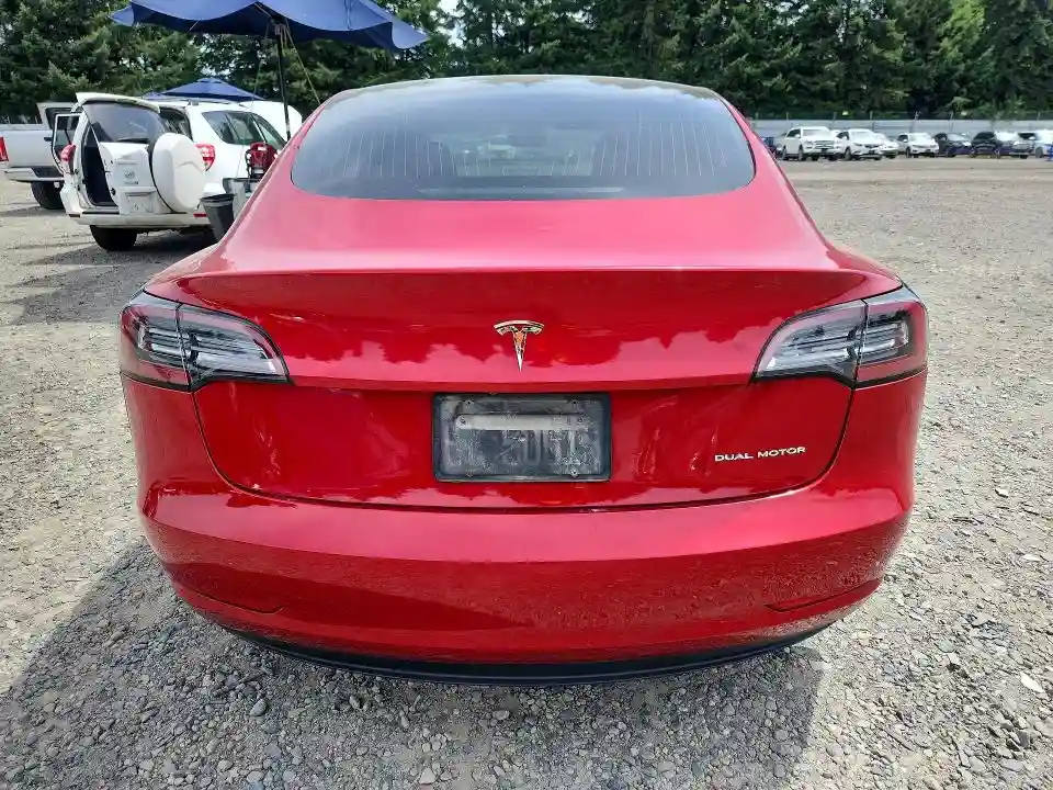 5YJ3E1EB2KF199247 2019 TESLA MODEL 3-5