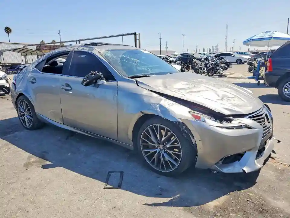 JTHBA1D2XG5011512 2016 LEXUS IS-3