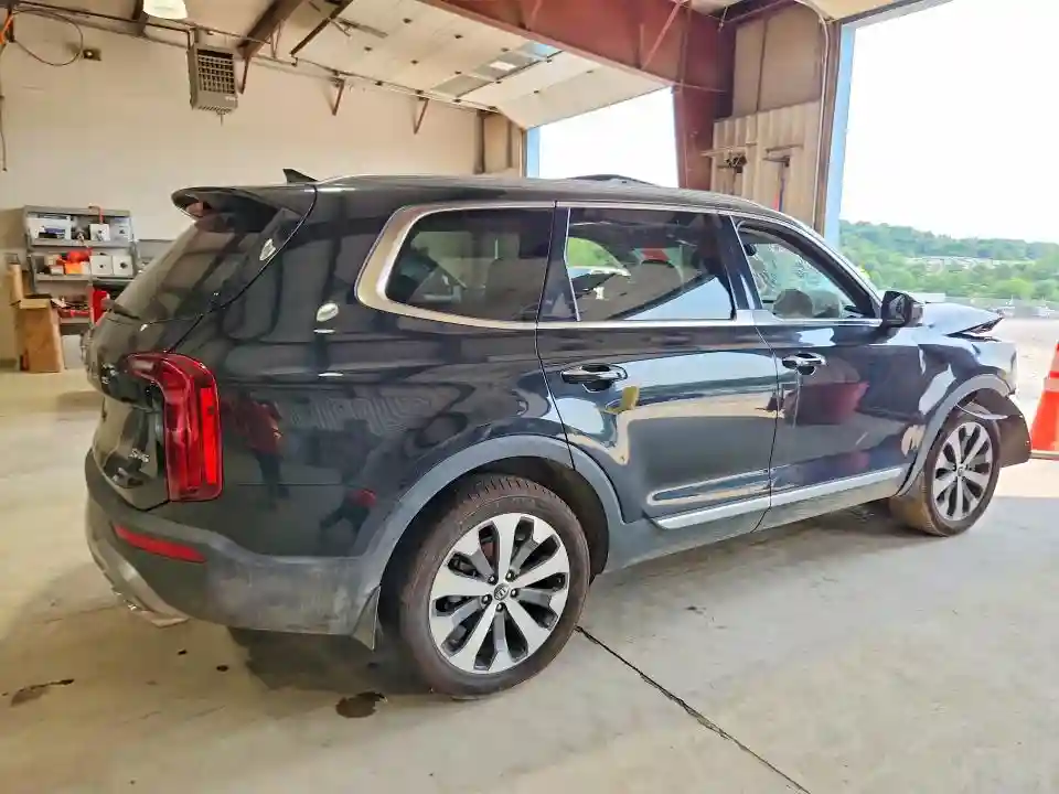 5XYP64HCXLG023187 2020 KIA TELLURIDE-2
