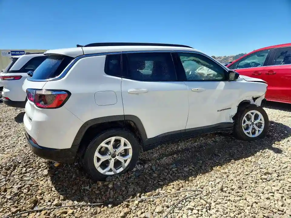 3C4NJDBN1ST547478 2025 JEEP COMPASS-2