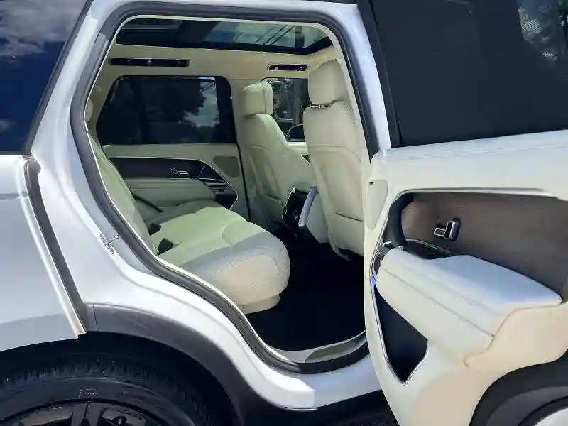 SALKP9E73PA083208 2023 LAND ROVER RANGEROVER-5