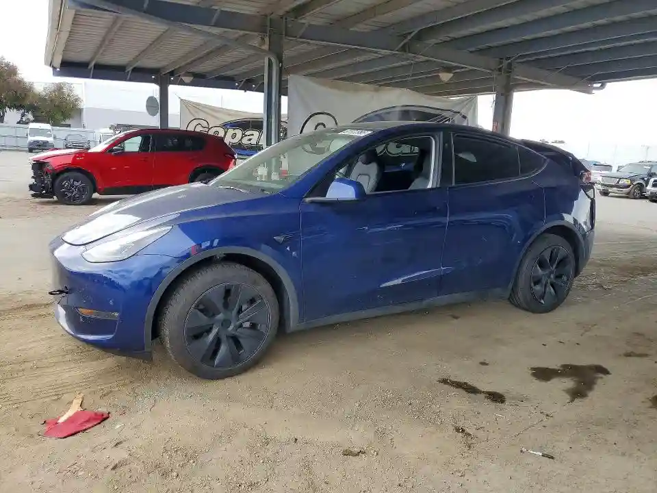 7SAYGDEE9RF159658 2024 TESLA MODEL Y-0