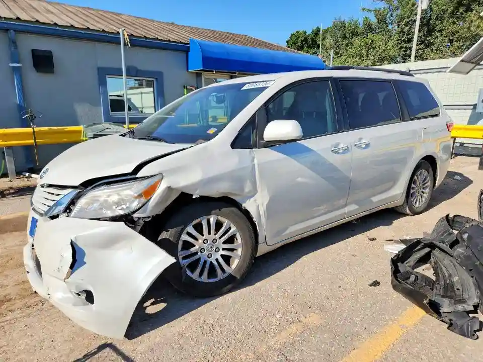 5TDYK3DC1FS622115 2015 TOYOTA SIENNA-0