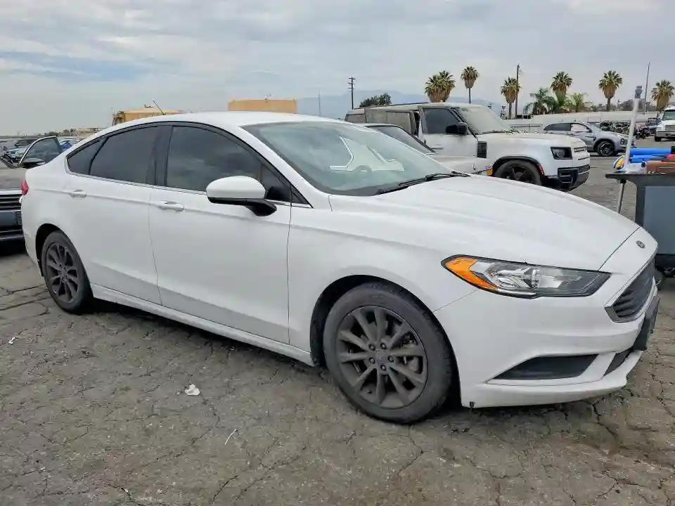 3FA6P0H70HR171839 2017 FORD FUSION-3