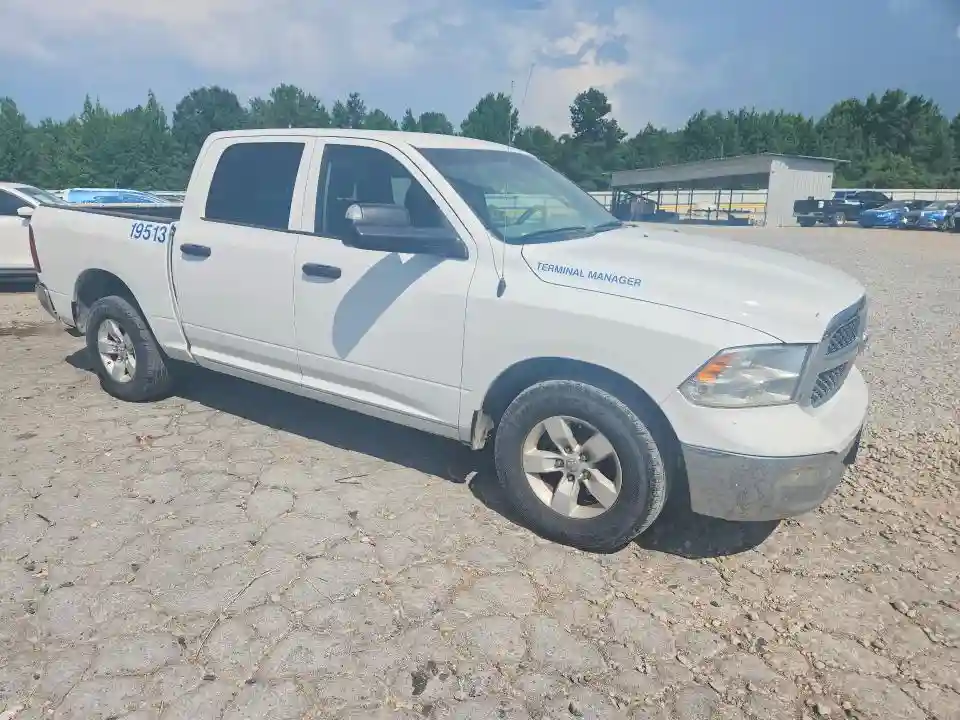 1C6RR6KT3KS555210 2019 RAM 1500-3