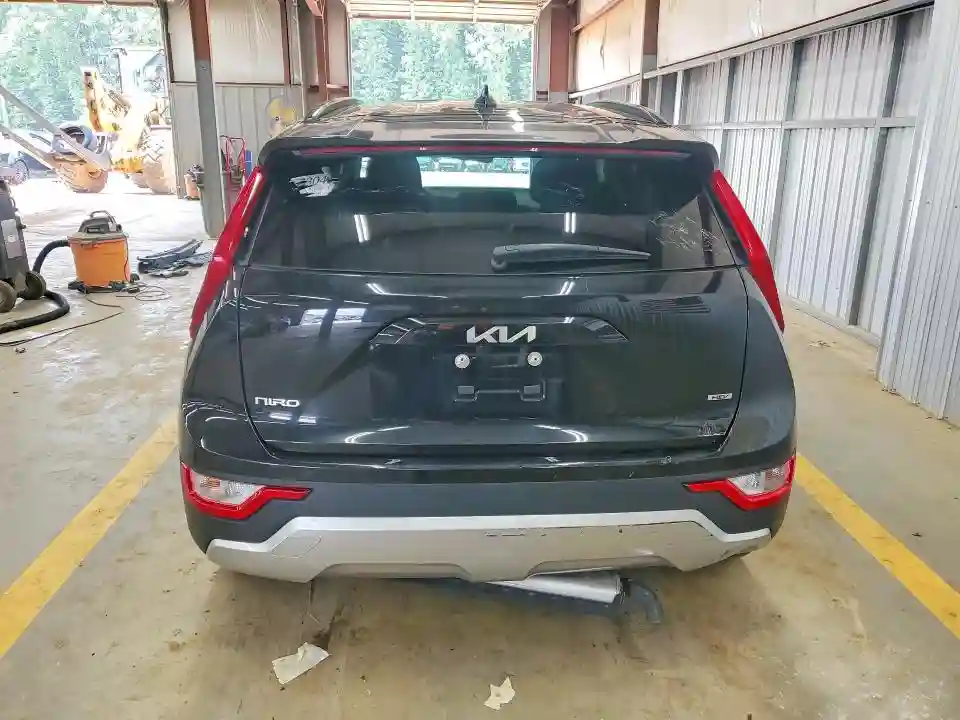 KNDCP3LE0S5306056 2025 KIA NIRO-5