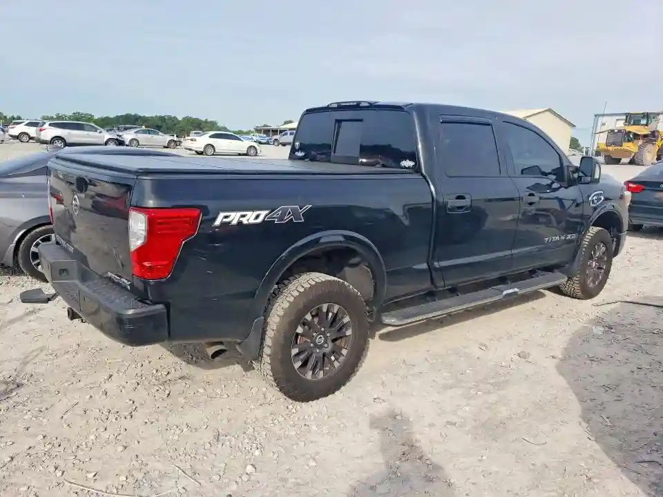 1N6BA1F49JN519085 2018 NISSAN TITAN-2