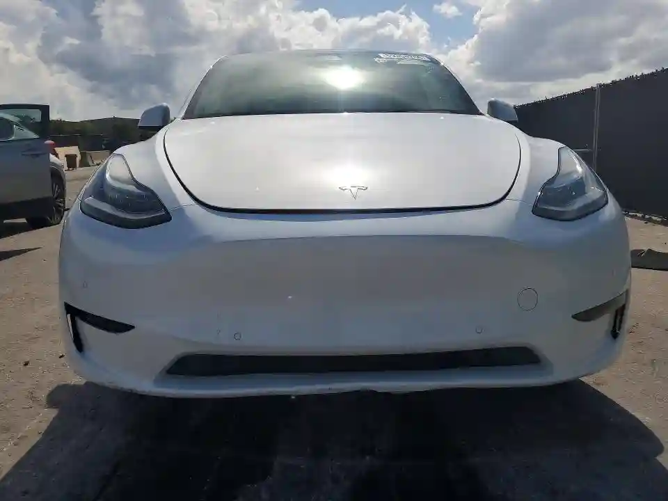 5YJYGDEE1MF306898 2021 TESLA MODEL Y-4