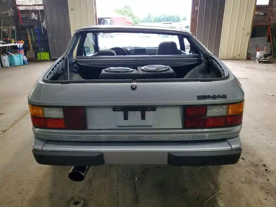 WP0AA0940DN453471 1983 PORSCHE 944-5