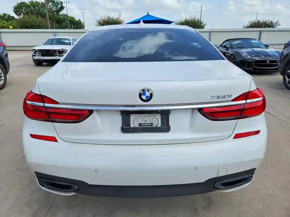 WBA7F0C56KGM25864 2019 BMW 7 SERIES-5