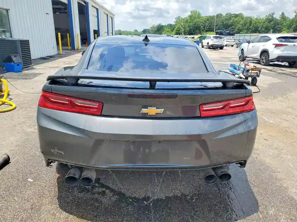 1G1FB1RX4J0106228 2018 CHEVROLET CAMARO-5