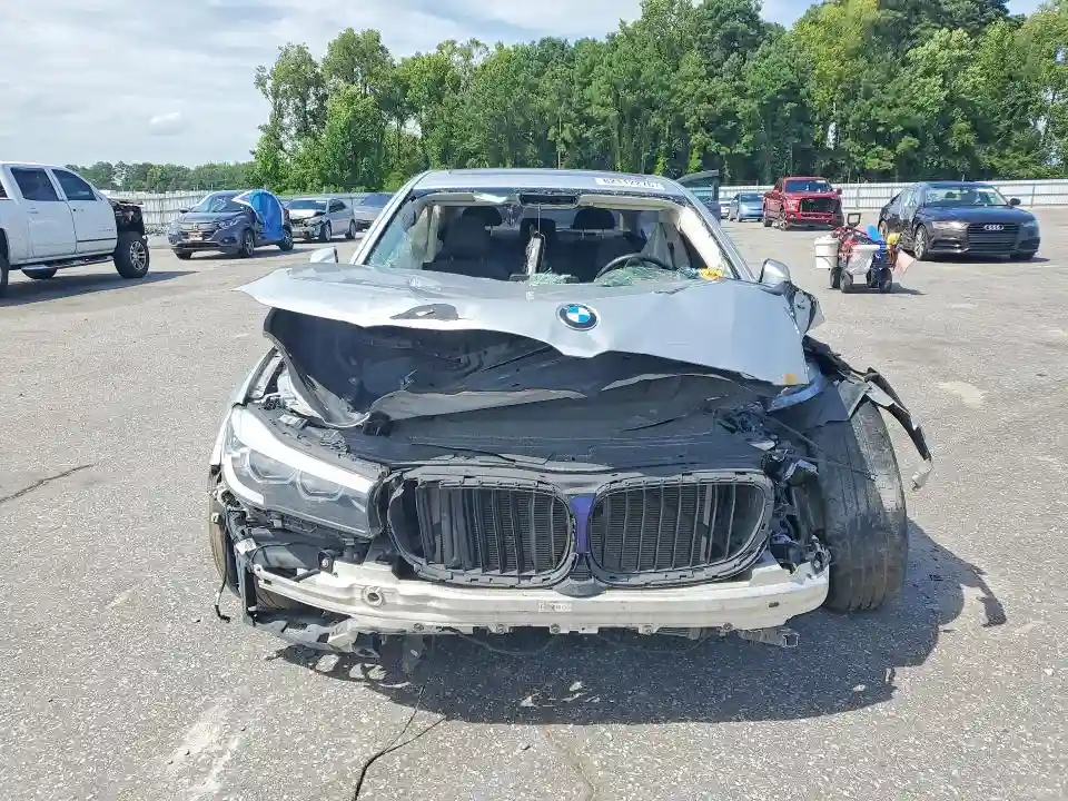 WBA7E4C50KGV28515 2019 BMW 7 SERIES-4