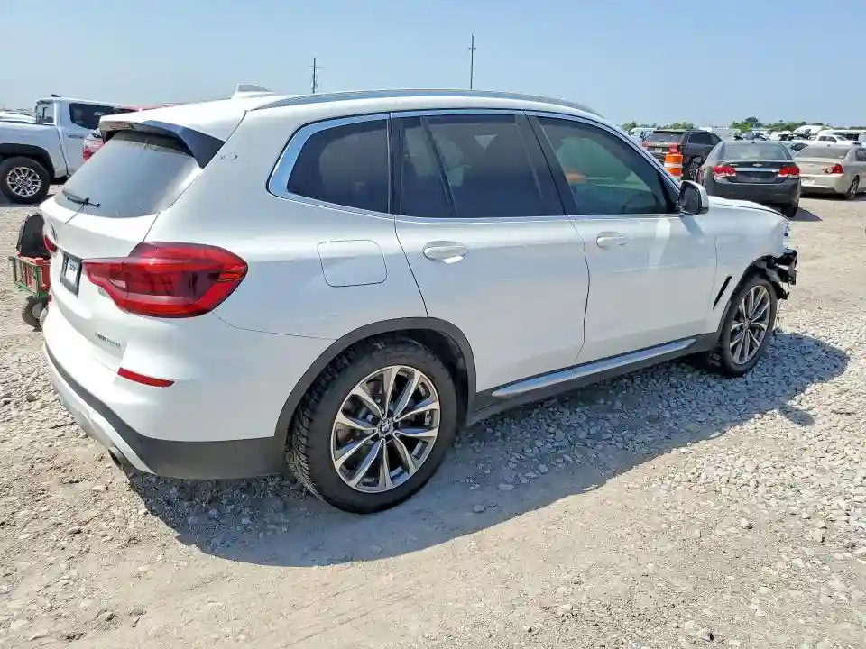 5UXTR7C54KLR50221 2019 BMW X3-2