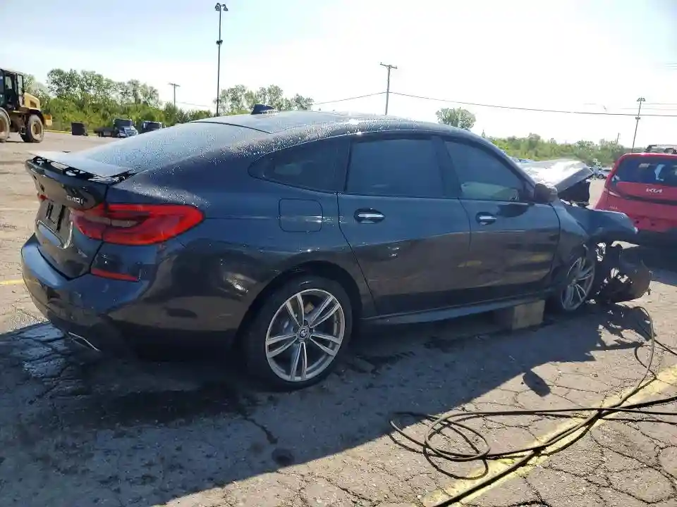 WBAJV6C5XJBJ99657 2018 BMW 6 SERIES-2