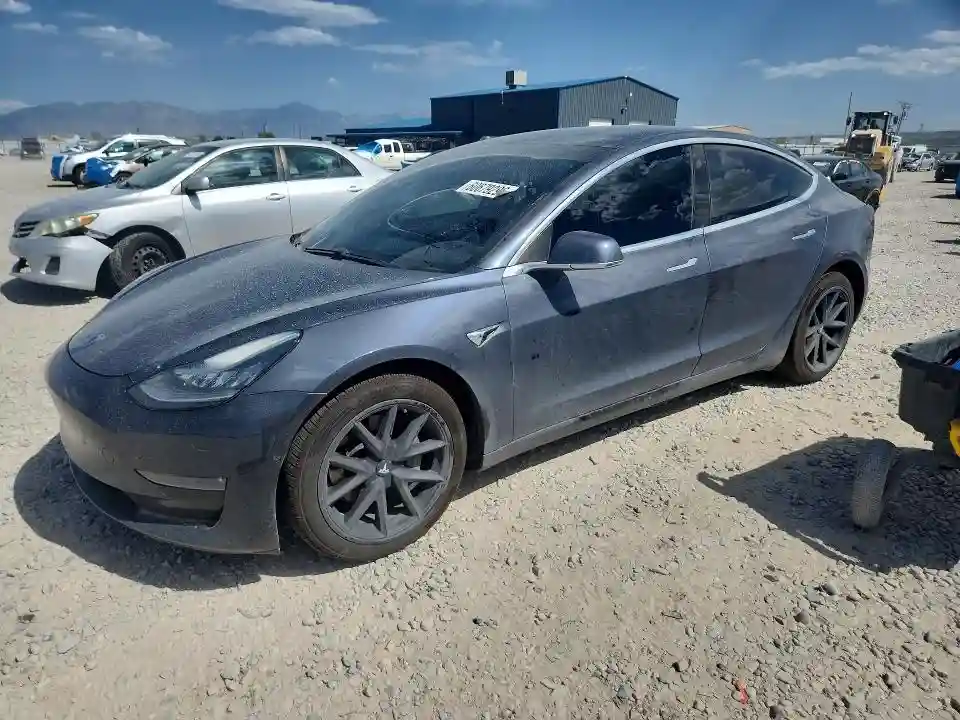 5YJ3E1EB9LF635285 2020 TESLA MODEL 3-0