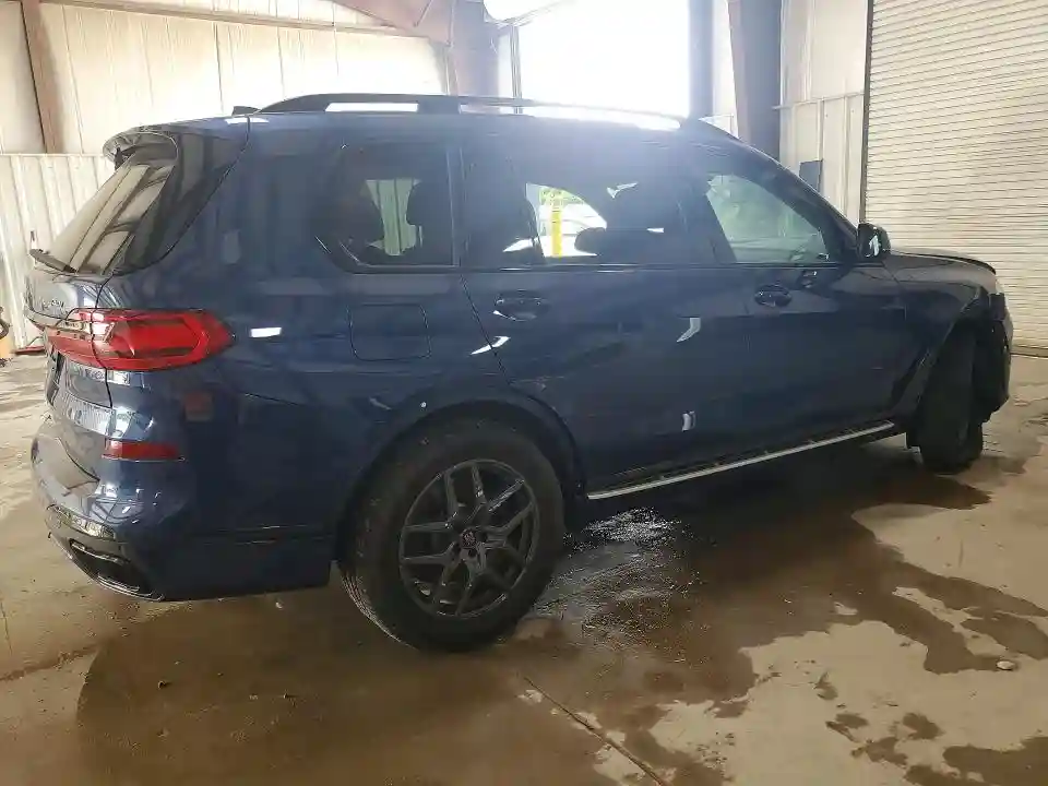 5UXCW2C0XM9G83671 2021 BMW X7-2