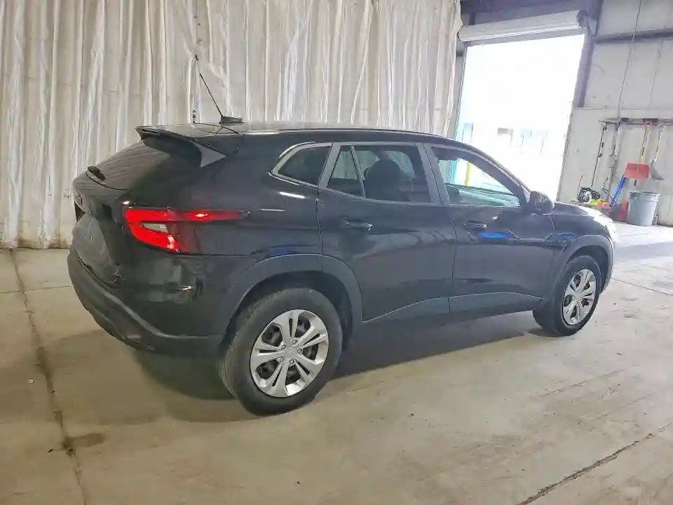 KL77LFE26RC002492 2024 CHEVROLET TRAX-2