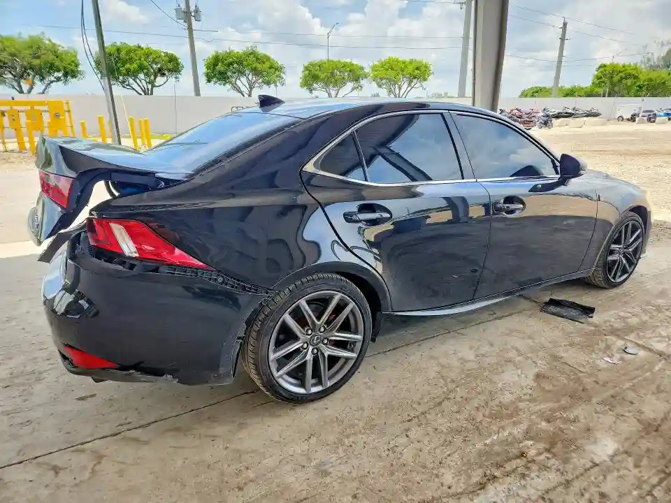 JTHBF1D29F5049734 2015 LEXUS IS-2
