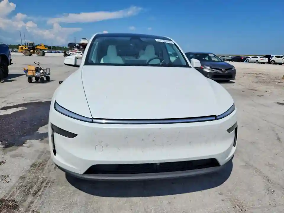 7SAYGDEE8TA396999 2026 TESLA MODEL Y-4