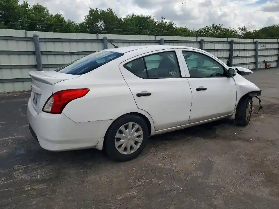 3N1CN7AP0KL805153 2019 NISSAN VERSA-2