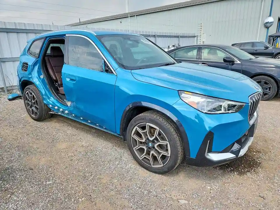 WBX73EF00S5140956 2025 BMW X1-3