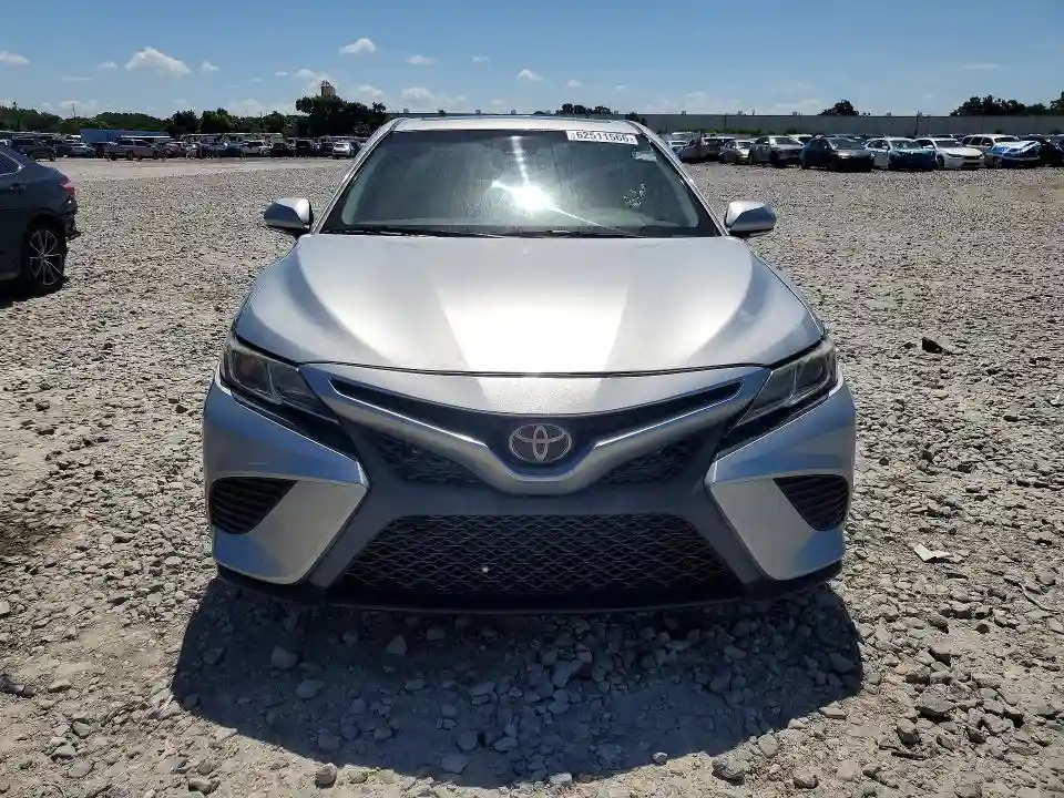 4T1B11HK3JU046431 2018 TOYOTA CAMRY-4