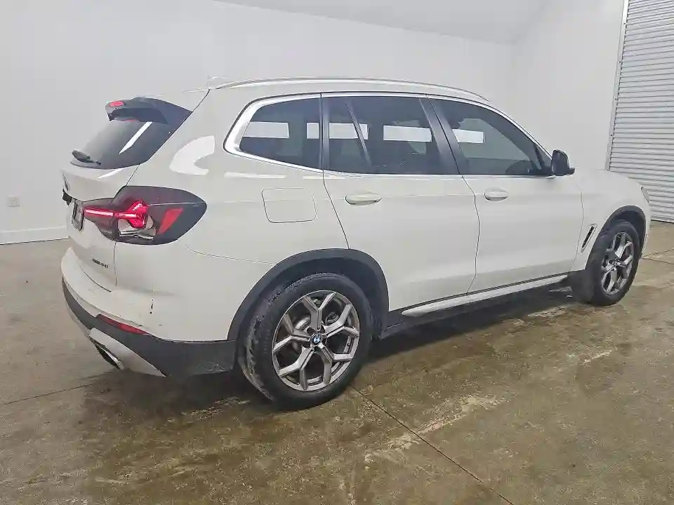 5UX53DP08P9P77637 2023 BMW X3-2