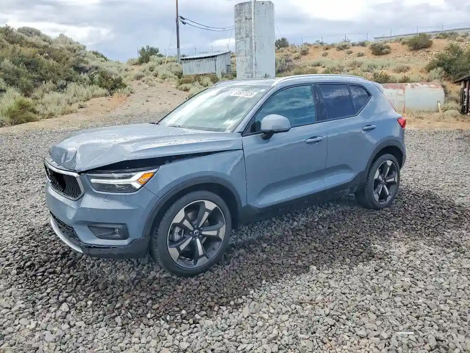 YV4162UK7M2466882 2021 VOLVO XC40-0