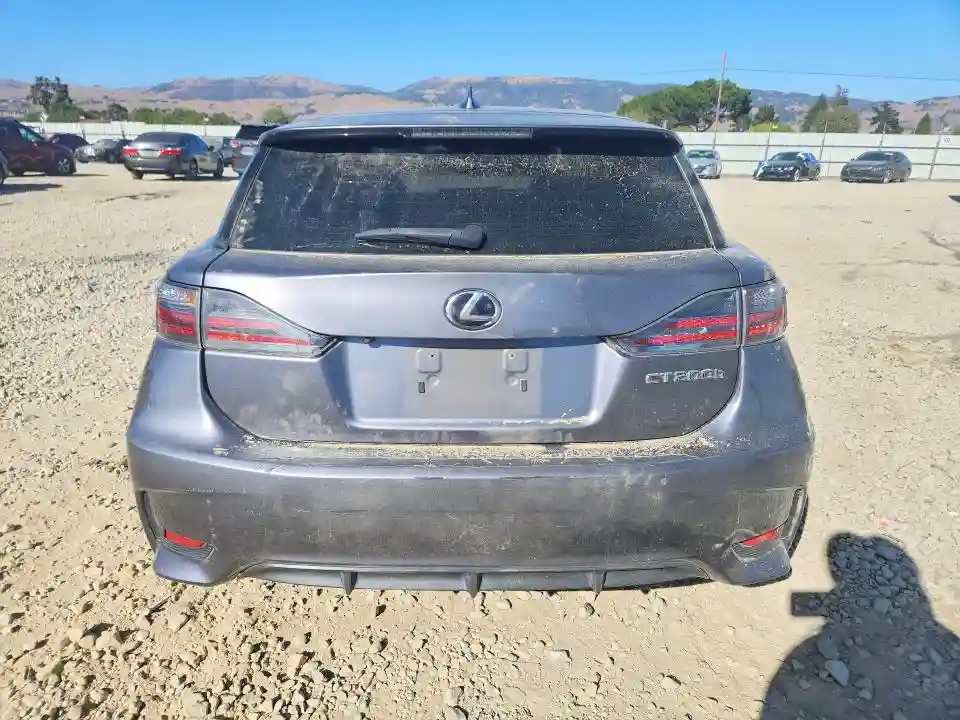 JTHKD5BH4H2288486 2017 LEXUS CT 200-5