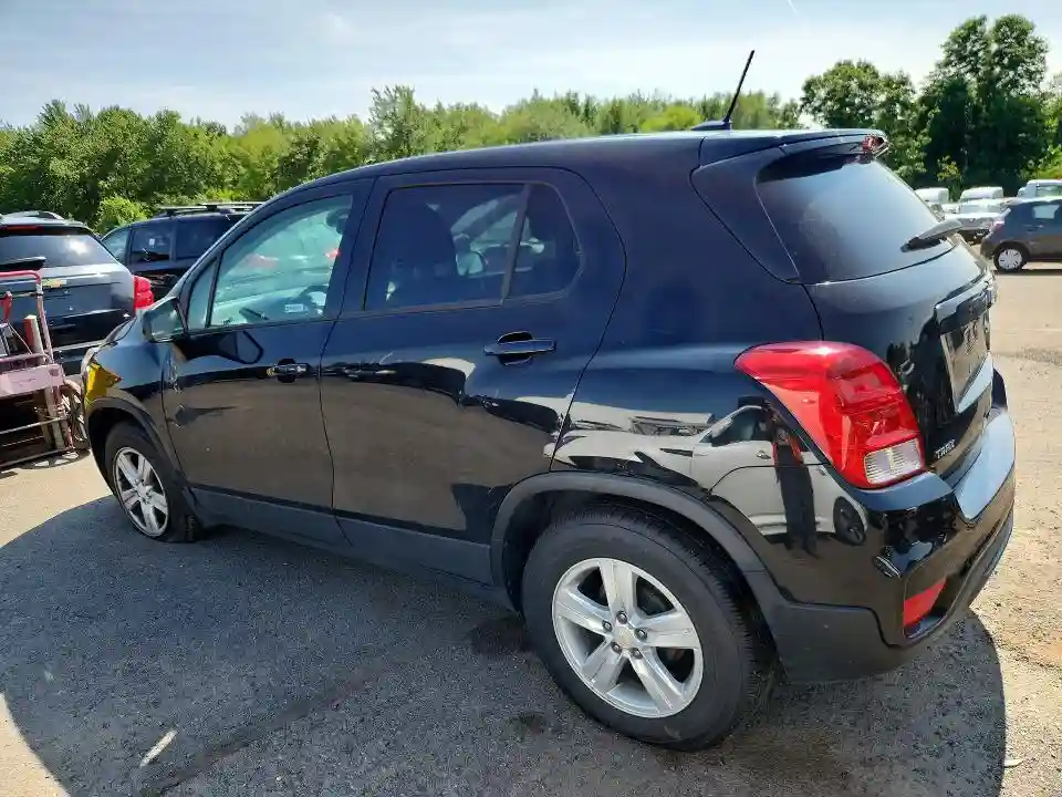 KL7CJKSB2LB087832 2020 CHEVROLET TRAX-1