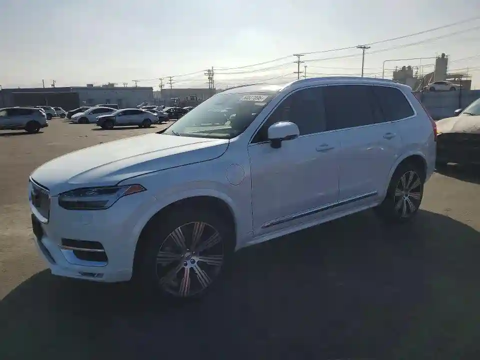 YV4H60CE0R1226777 2024 VOLVO XC90 T8 RE-0
